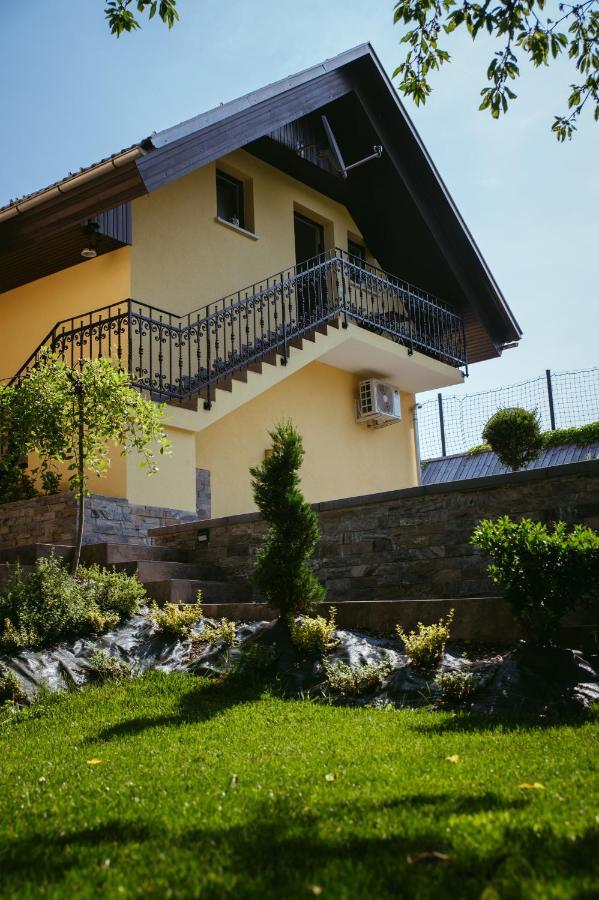 Apartment Oddih With Terrace And Private Sauna Bled Exteriör bild
